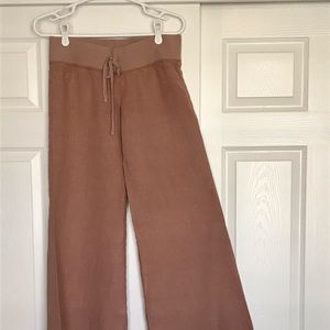 Ladies pants